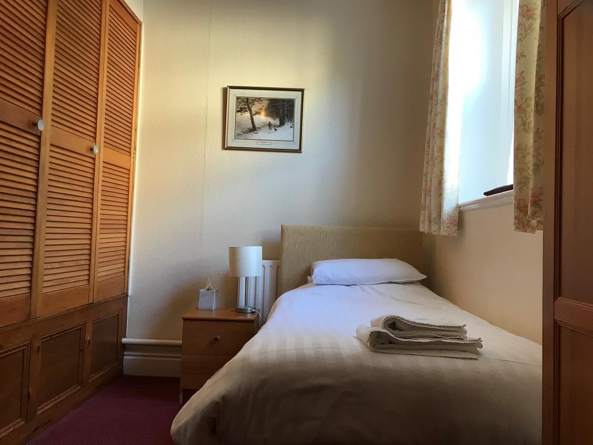 Lambert Manor Hotel Grange-over-Sands Dış mekan fotoğraf