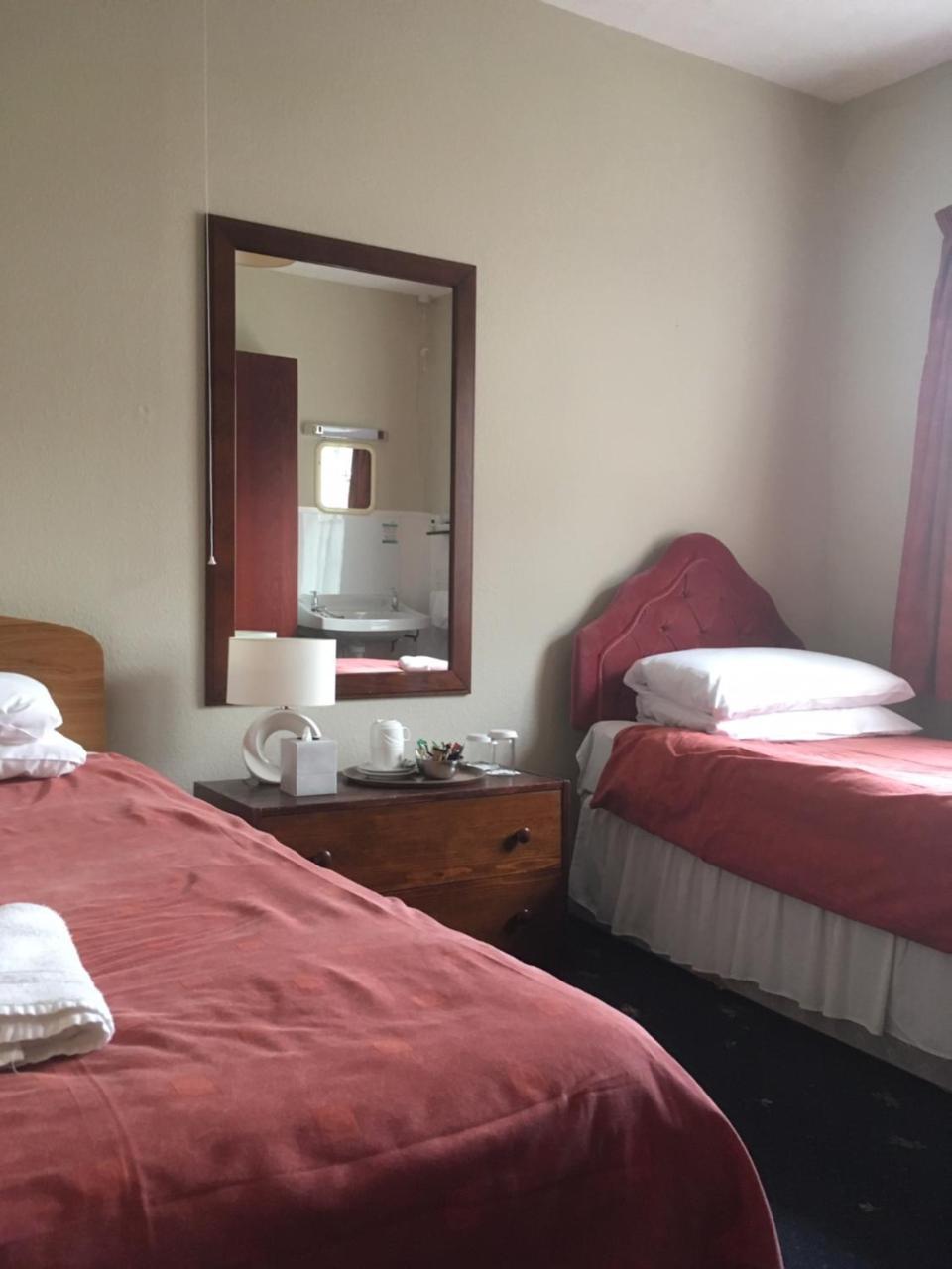Lambert Manor Hotel Grange-over-Sands Dış mekan fotoğraf