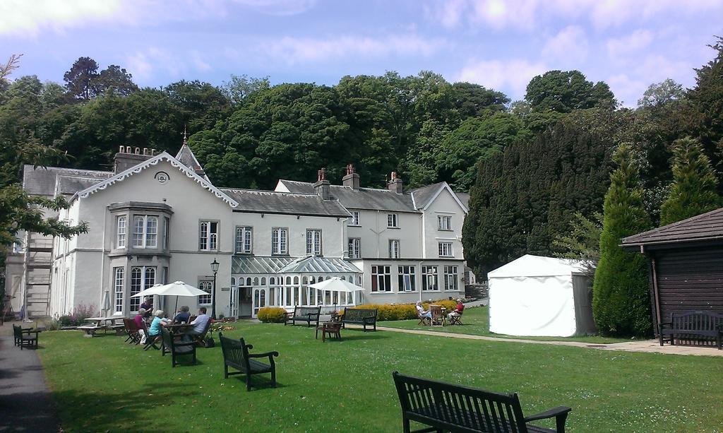 Lambert Manor Hotel Grange-over-Sands Oda fotoğraf