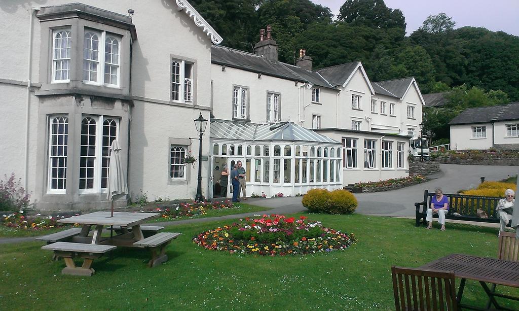 Lambert Manor Hotel Grange-over-Sands Dış mekan fotoğraf